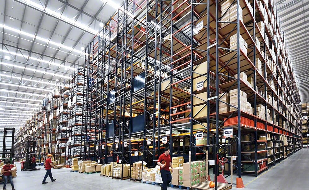 auto parts car spare parts warehouse