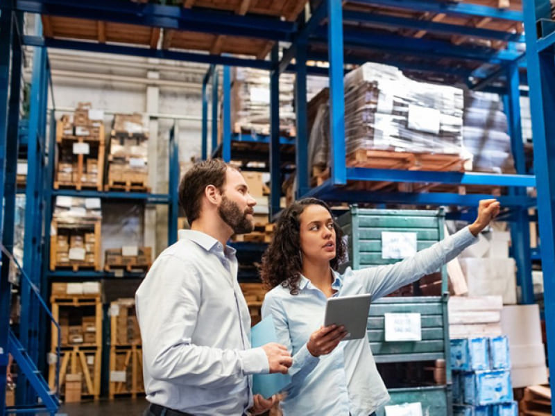 An image showing a personnel mange the warehouse operation